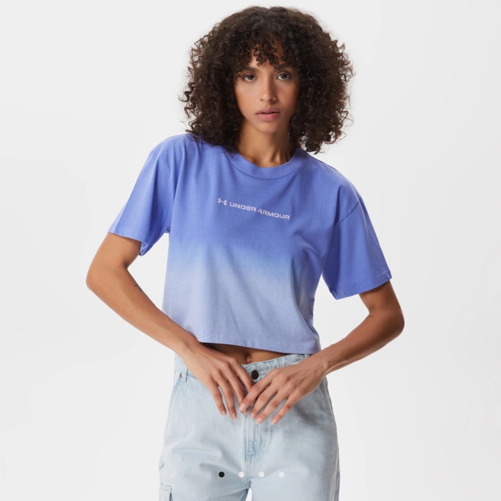 Under Armour Branded Dip Dye Crop  T-Shirt